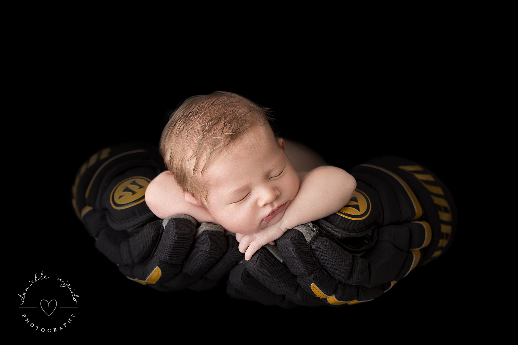 newborn professional photos Caroline Springs 